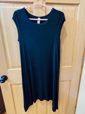 Yala Black Cap Sleeve Dress